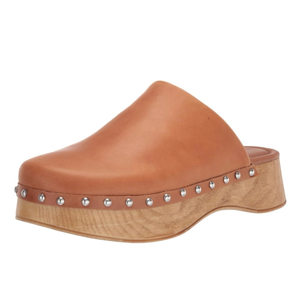 NWOT Musse & Cloud Studded Tan Leather Platform Clogs Size 10